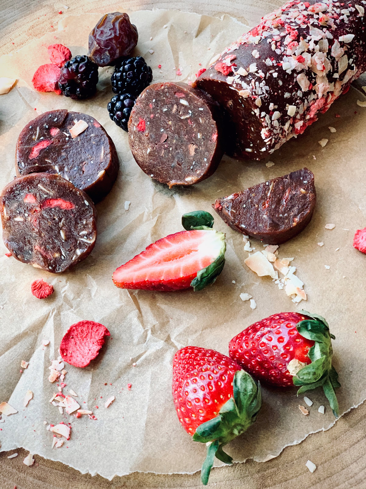 Recipe Nut Date Energy Roulade03