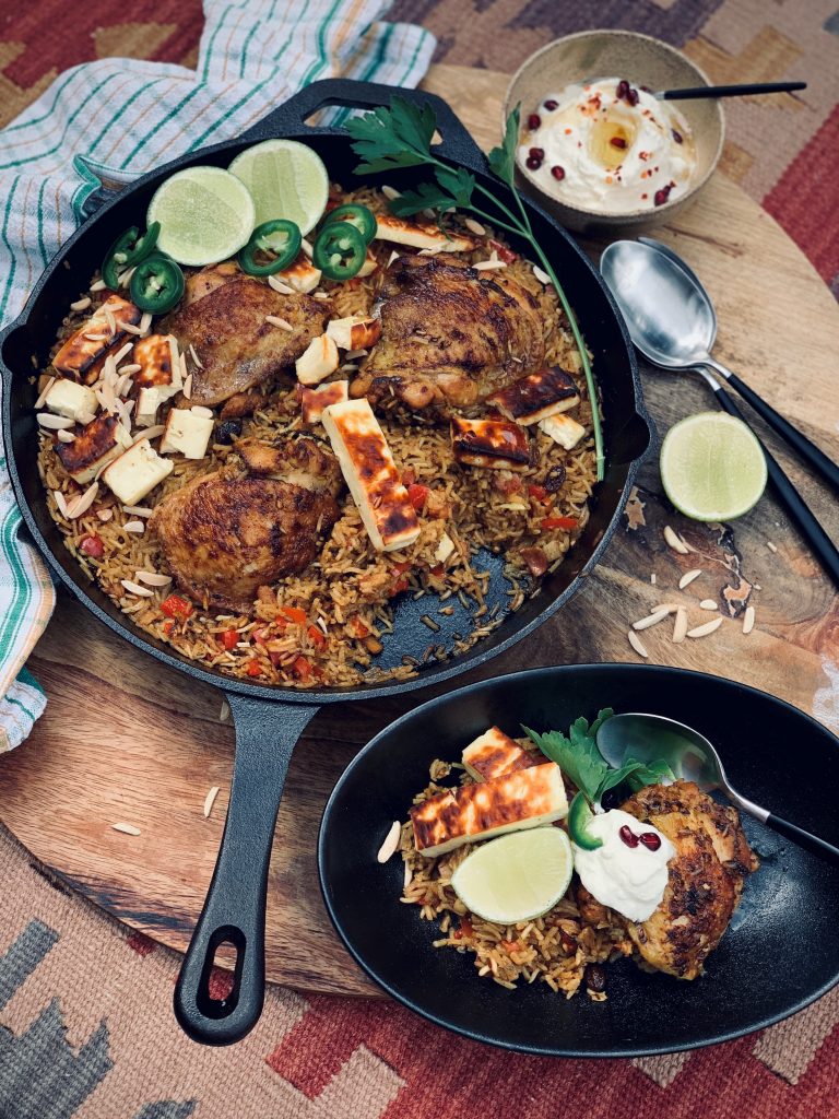 Recipe Middle Eastern Skillet Chicken Rice One Pan Dinner01