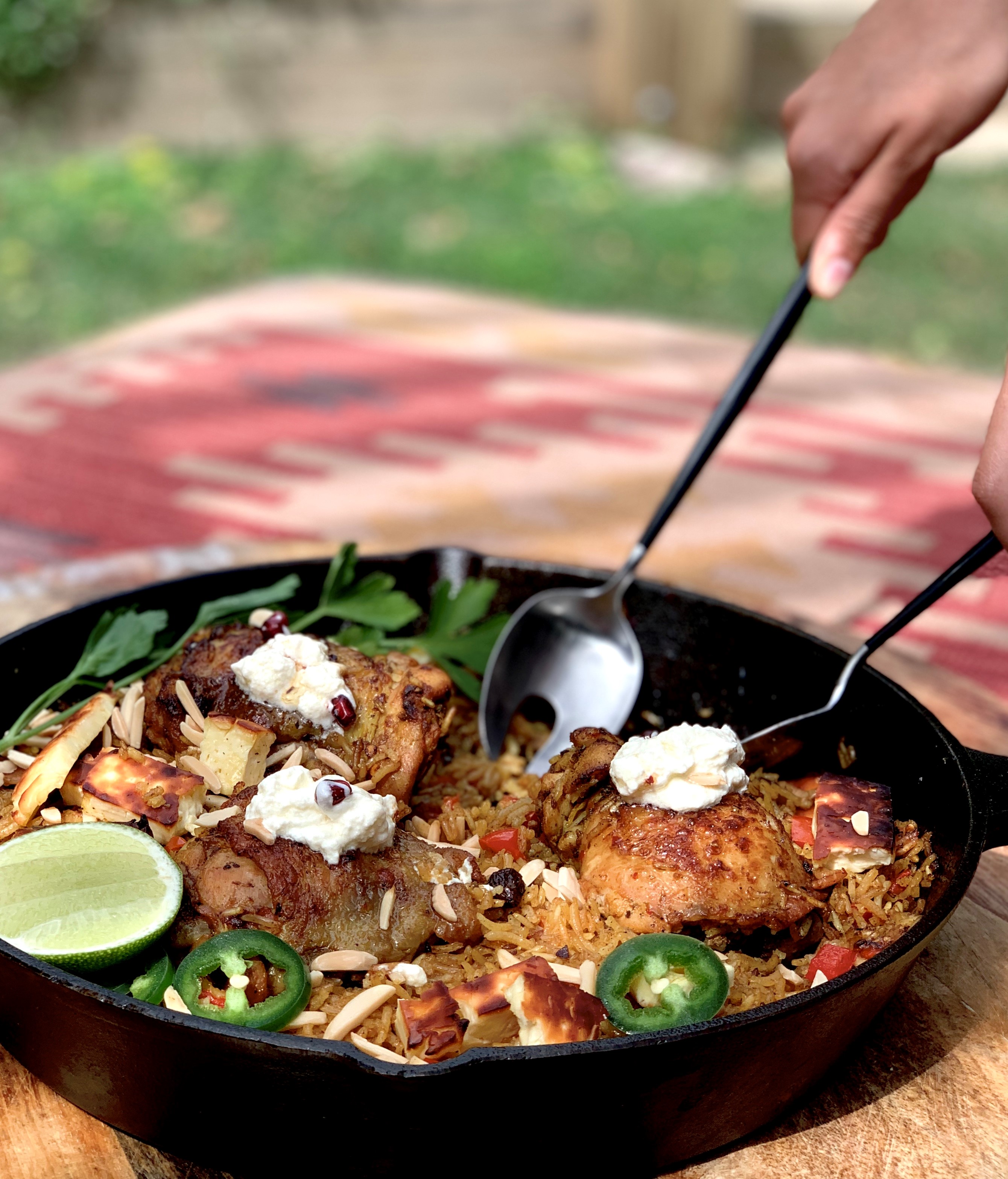 Recipe Middle Eastern Skillet Chicken Rice One Pan Dinner02